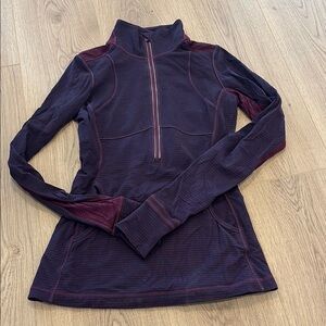Size 4 lululemon half zip